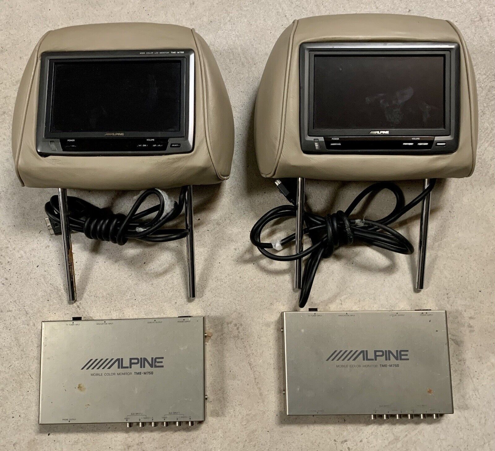 Alpine TME-M750 Monitors, IVA-0900 In-Dash Screen, CHA-1214 CD Changer Cable LOT