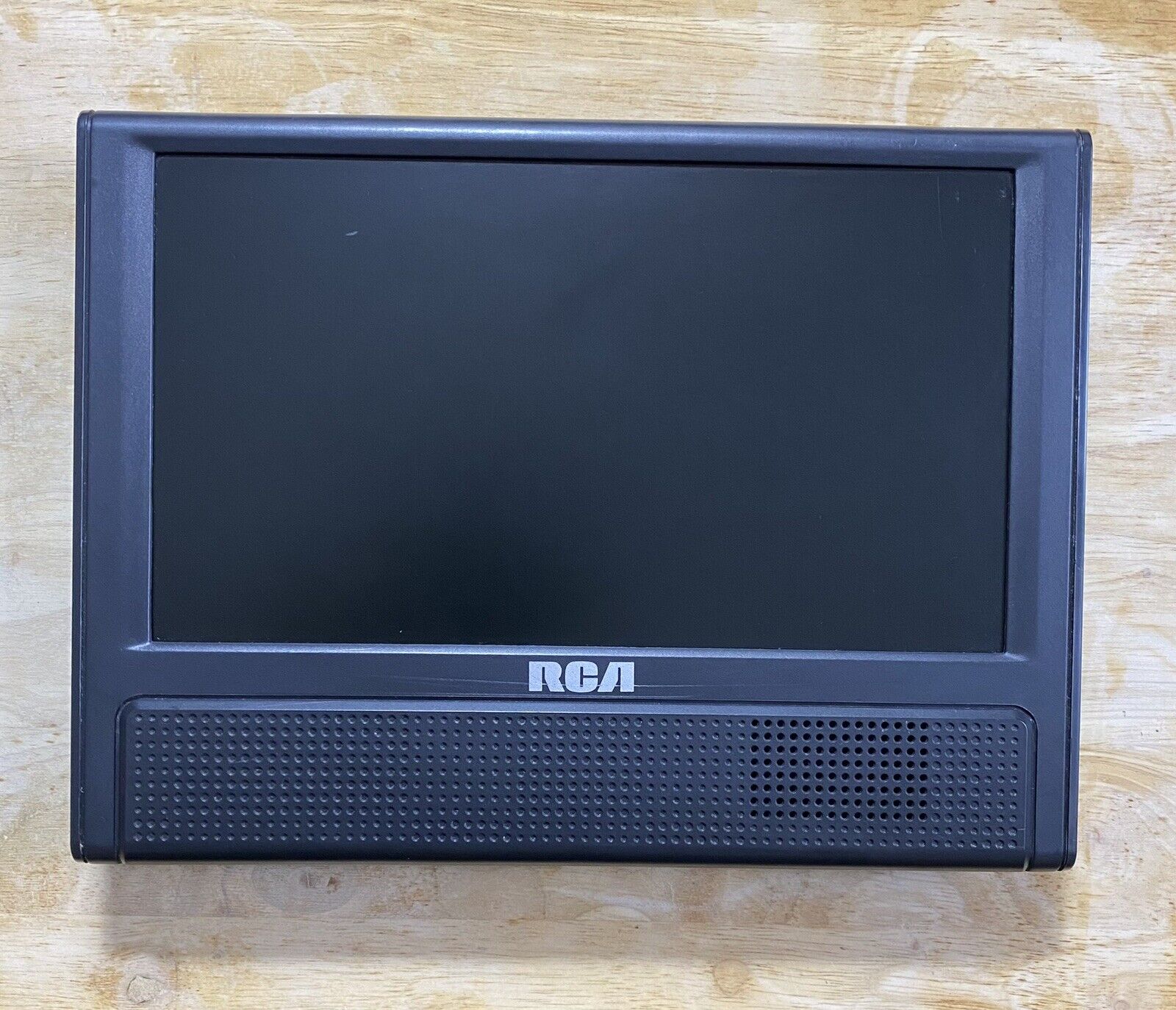 RCA Monitor DRC79982