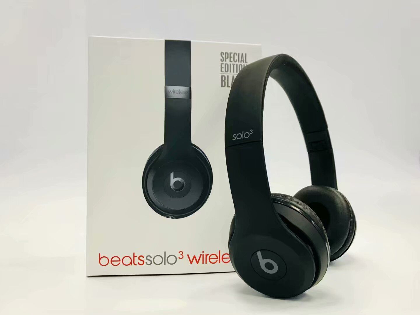 Beats by dr. dre solo3 Wireless Bluetooth On the Ear Headphones