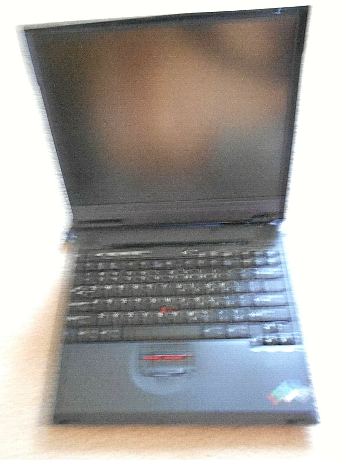 IBM ThinkPad Windows XP Pro Laptop Computer w/AC Adapter w/case