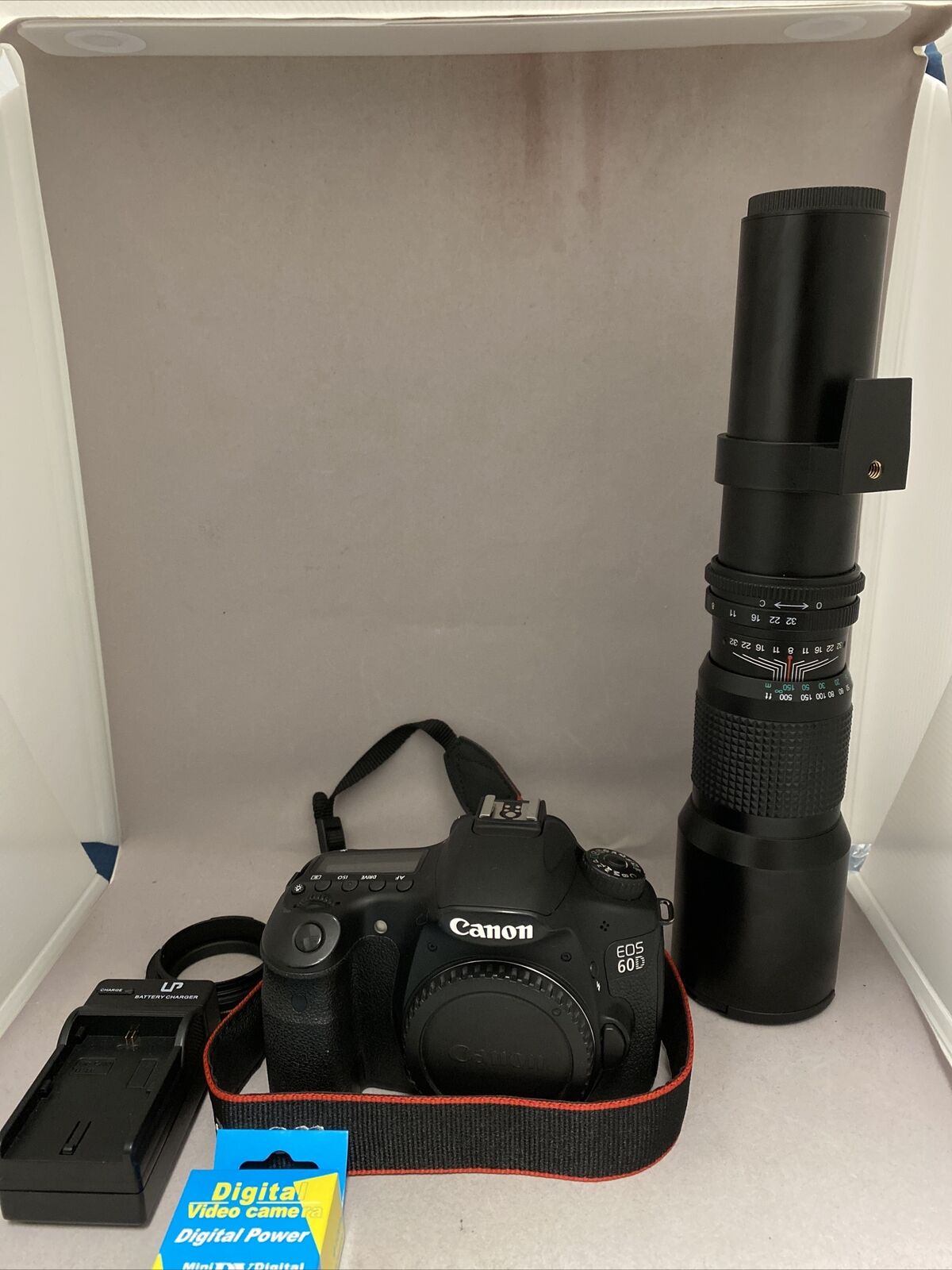 Canon EOS 60D 18.0MP Digital SLR Camera  w/ Ultimaxx 500mm 1:8