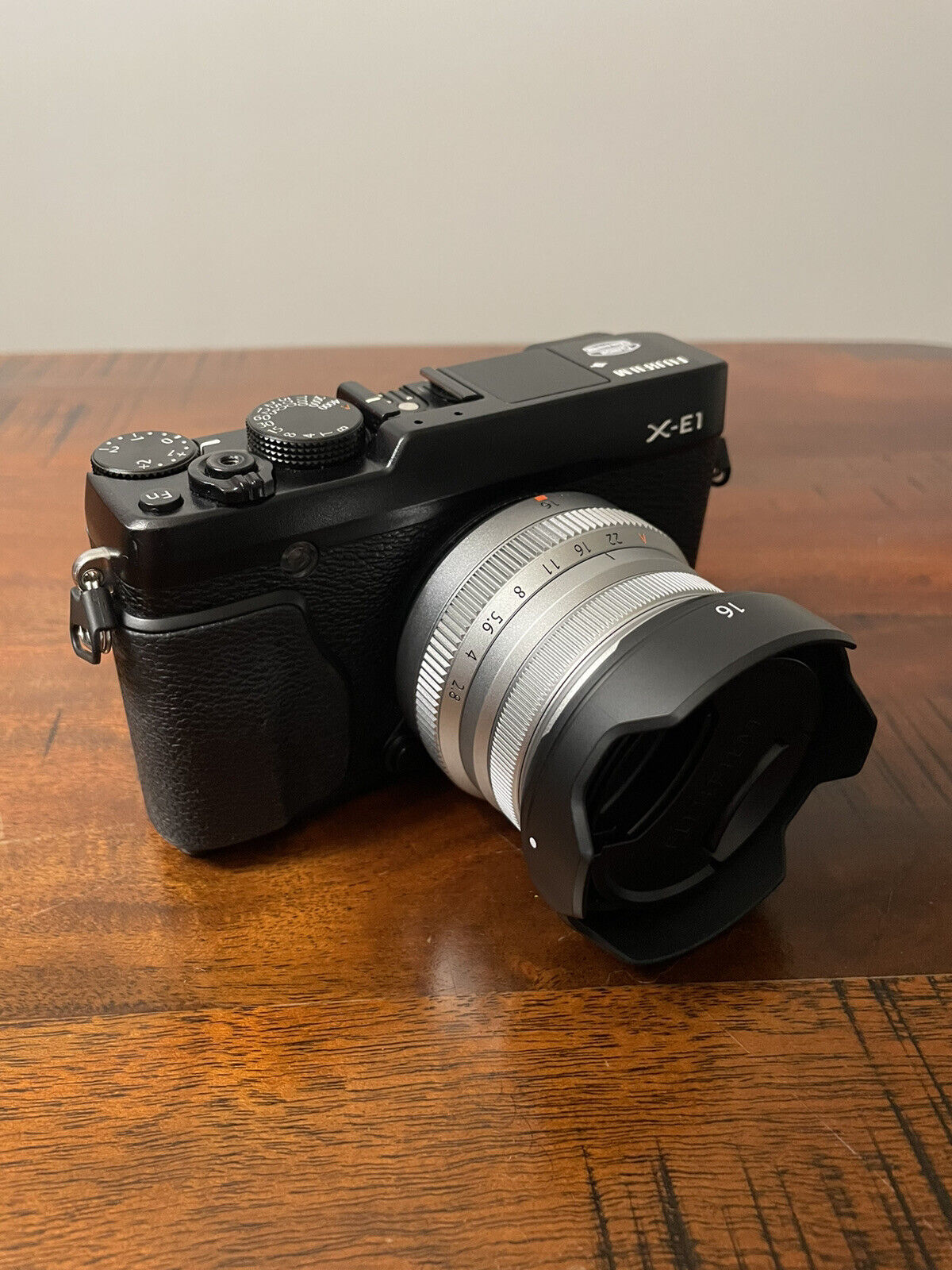 Fujifilm X-E1 16.3MP Digital SLR Camera with 16mm XF F2.8 Lens.