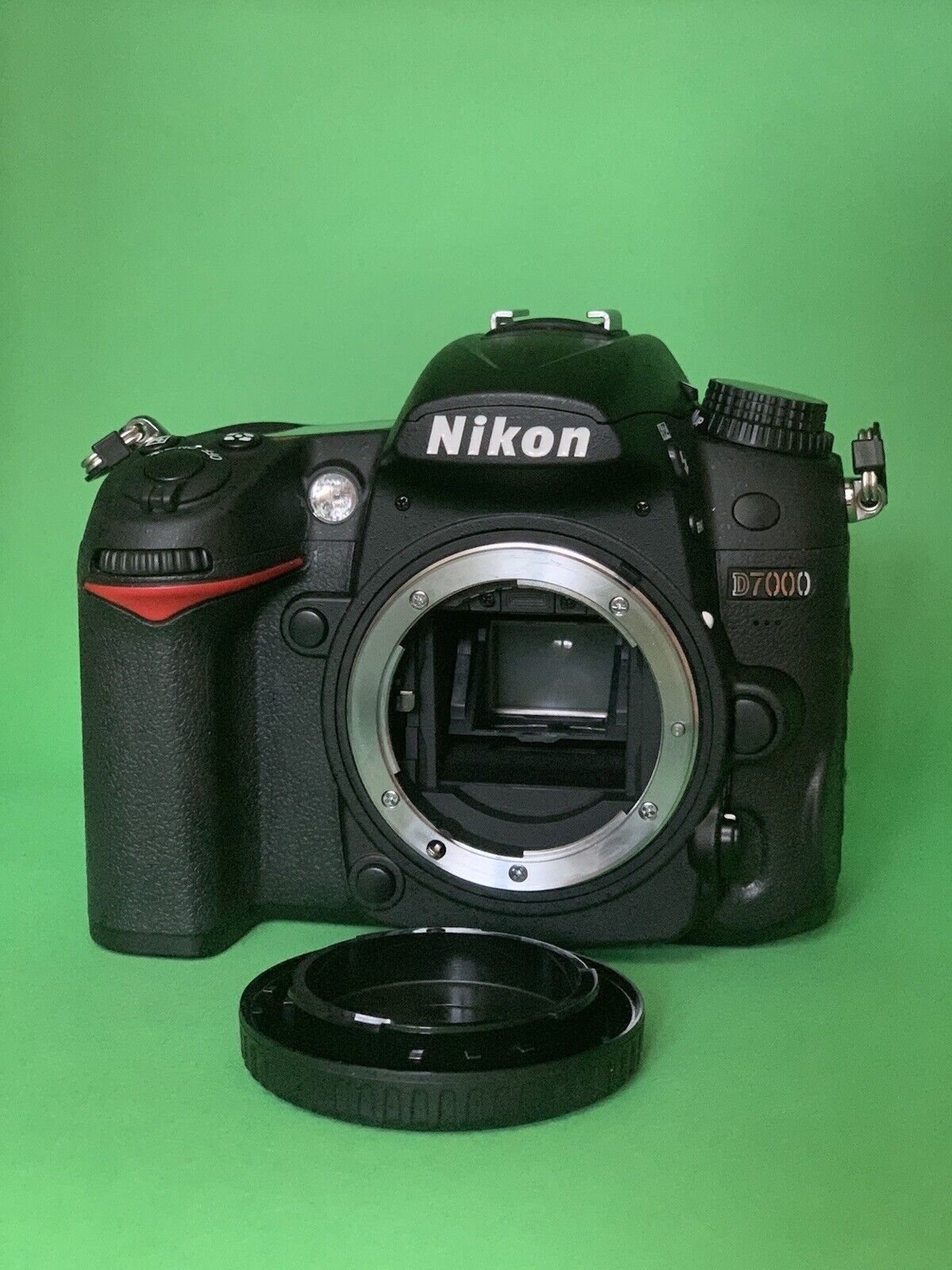 Nikon D7000 Digital SLR Camera Body with Charger, Battery and Accessories