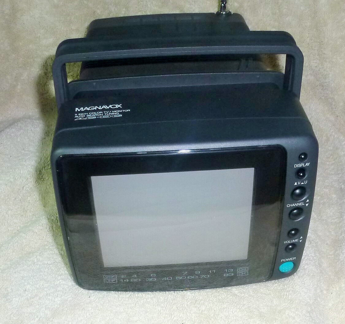 Magnavox \'93 RD0510 Portable 5\