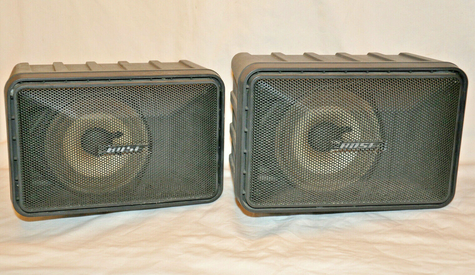 Pair of Black Bose Model 101 Music Monitor Indoor Outdoor Speakers 