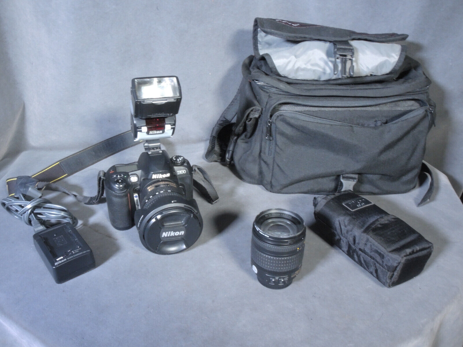 Nasa Owned Nikon D100 Digital SLR Camera, 2 Lenses, Flash & Tamrac Back Pack Bag