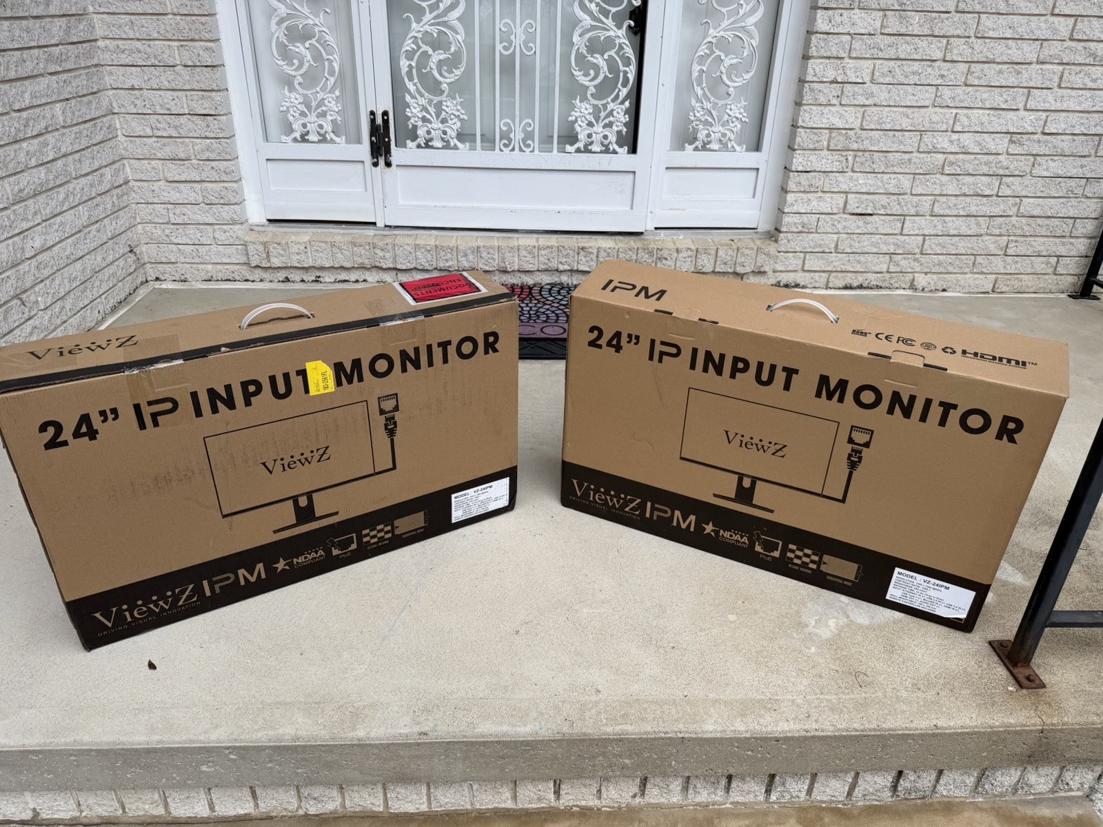 Viewz 24 IP Input Monitor VZ-24IPM Brand New Viewz 24 IP Input Monitor VZ-24IPM Brand New