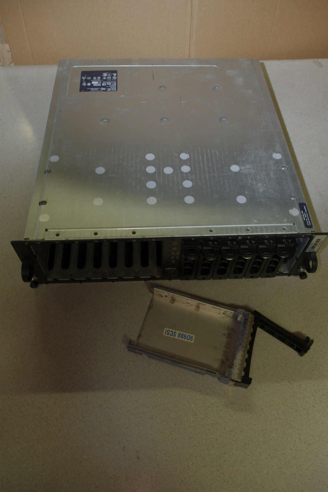 Dell Powervault 220S Network Storage Server w/ 2 SCSI Controls & RAID card