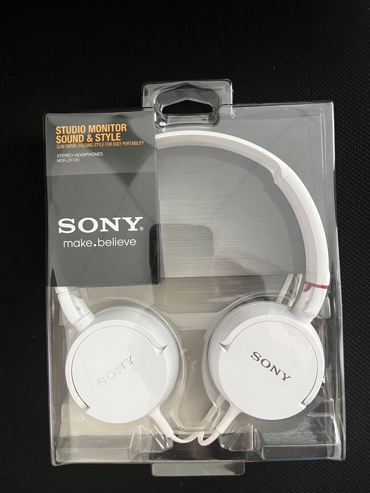 SONY Studio Monitor Stereo Headphone MDR-ZX100 White Brand New Sealed