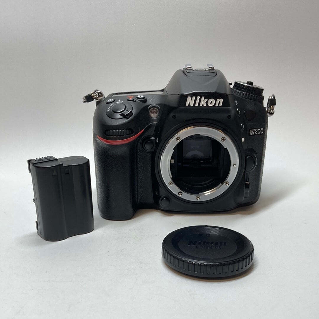 Nikon D7200 24.1MP Digital SLR DSLR Camera 11,567 Shutter Count