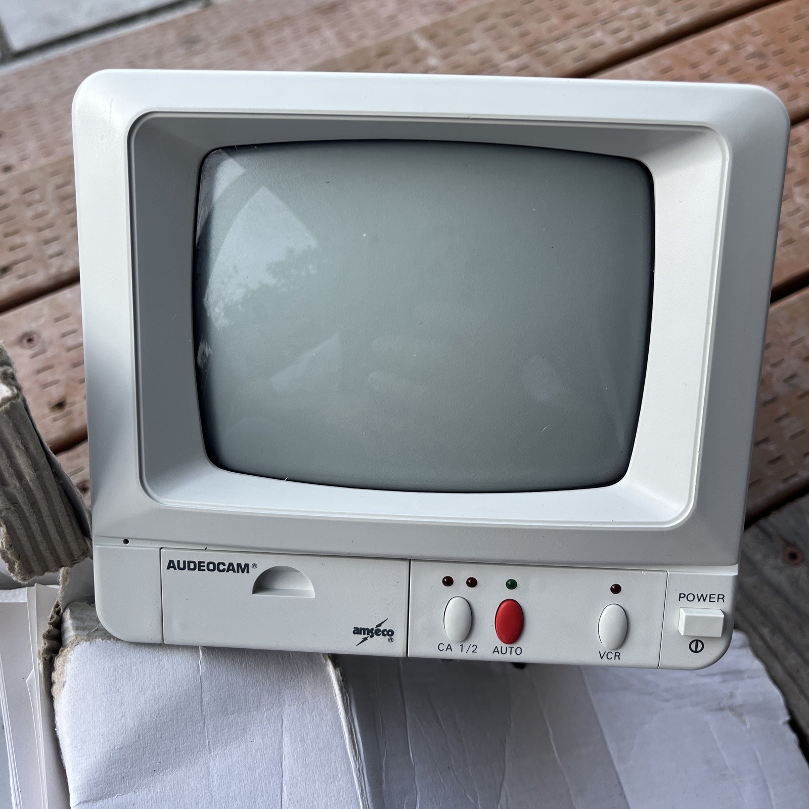 Vintage CCTV Monitor And Camera Set Security Monitor Amseco Audeocam Avc-351 Vintage CCTV Monitor And Camera Set Security Monitor Amseco Audeocam Avc-351