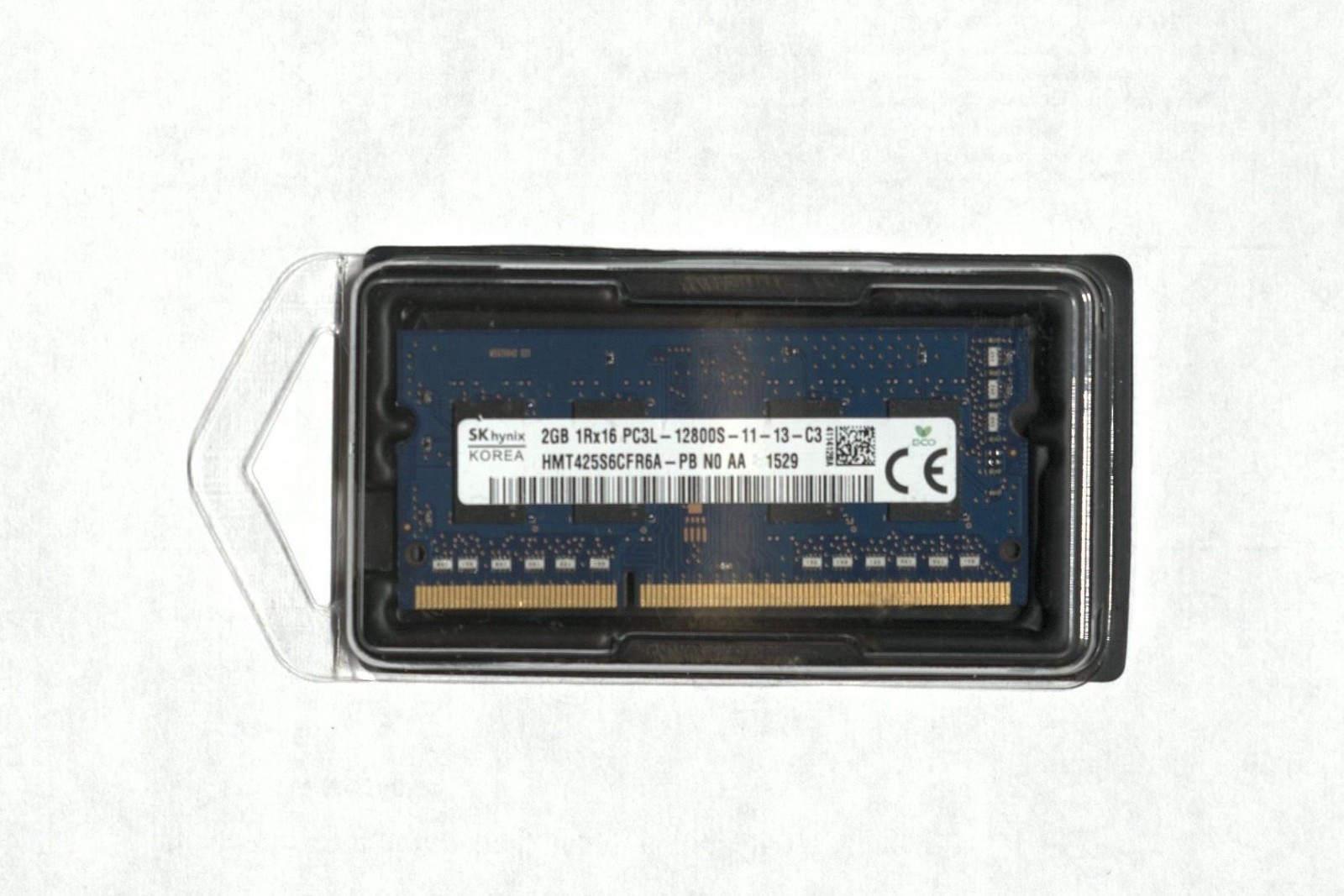 Hynix 2GB PC3-12800 DDR3-1600MHz Non-ECC 204pin Memory Module HMT425S6CFR6A-PB