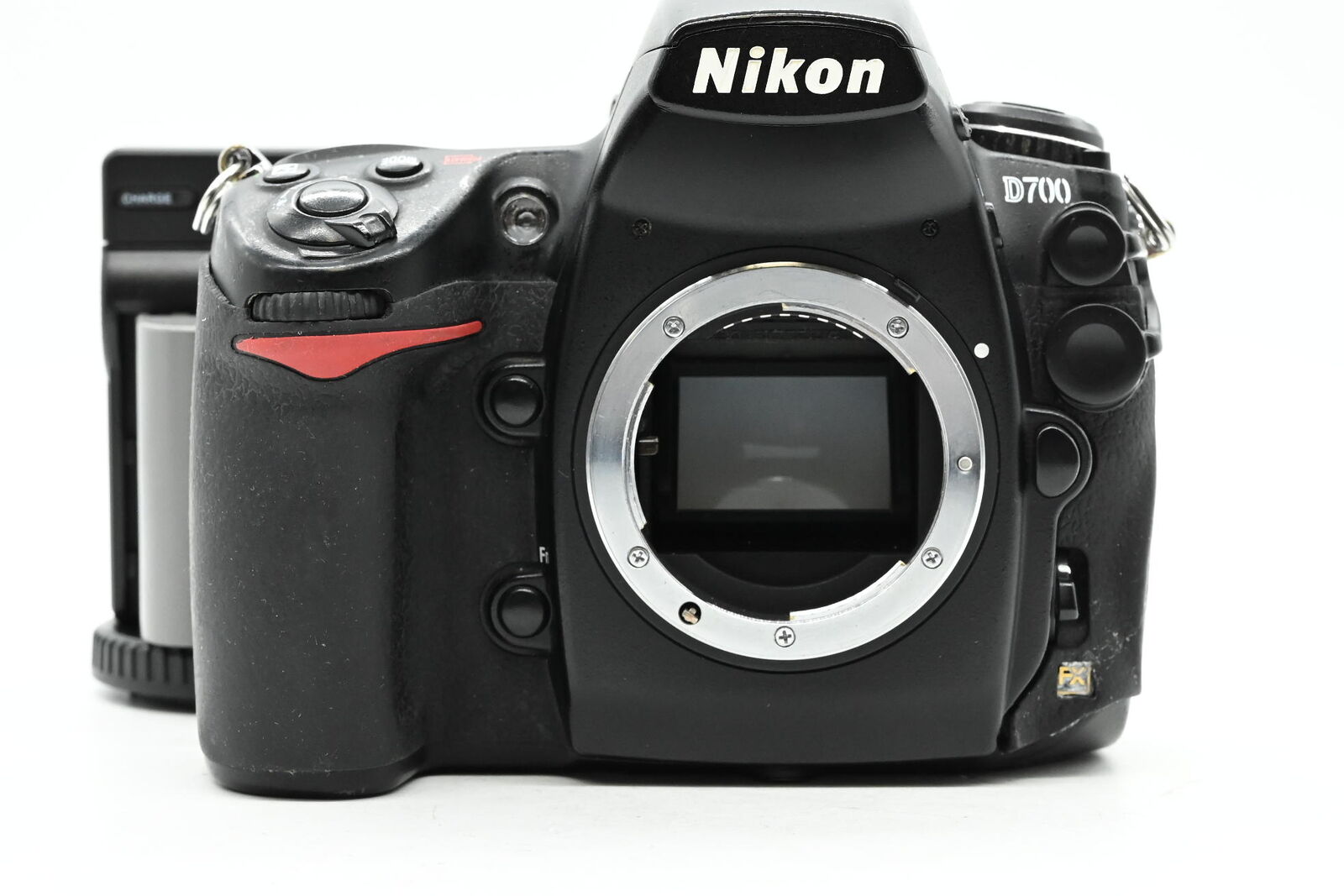 Nikon D700 12.1MP Digital SLR Camera Body #687