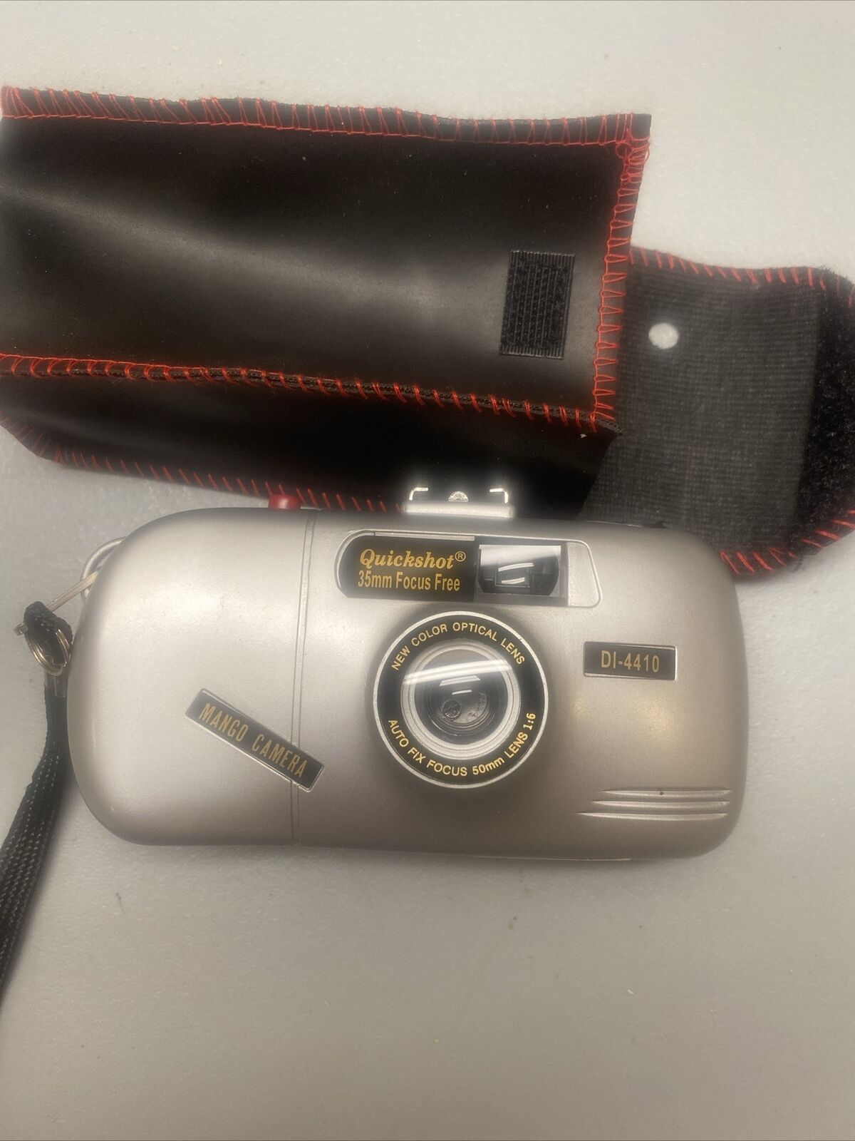 QuickShot 35mm DI-4410 Mango Point & Shoot Camera Focus Free With Case 