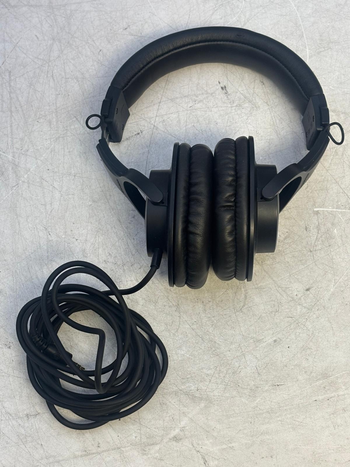 Audio-Technica ATH-M20x Wired Over-Ear Studio Monitor Black Headphones - Tested Audio-Technica ATH-M20x Wired Over-Ear Studio Monitor Black Headphones - Tested