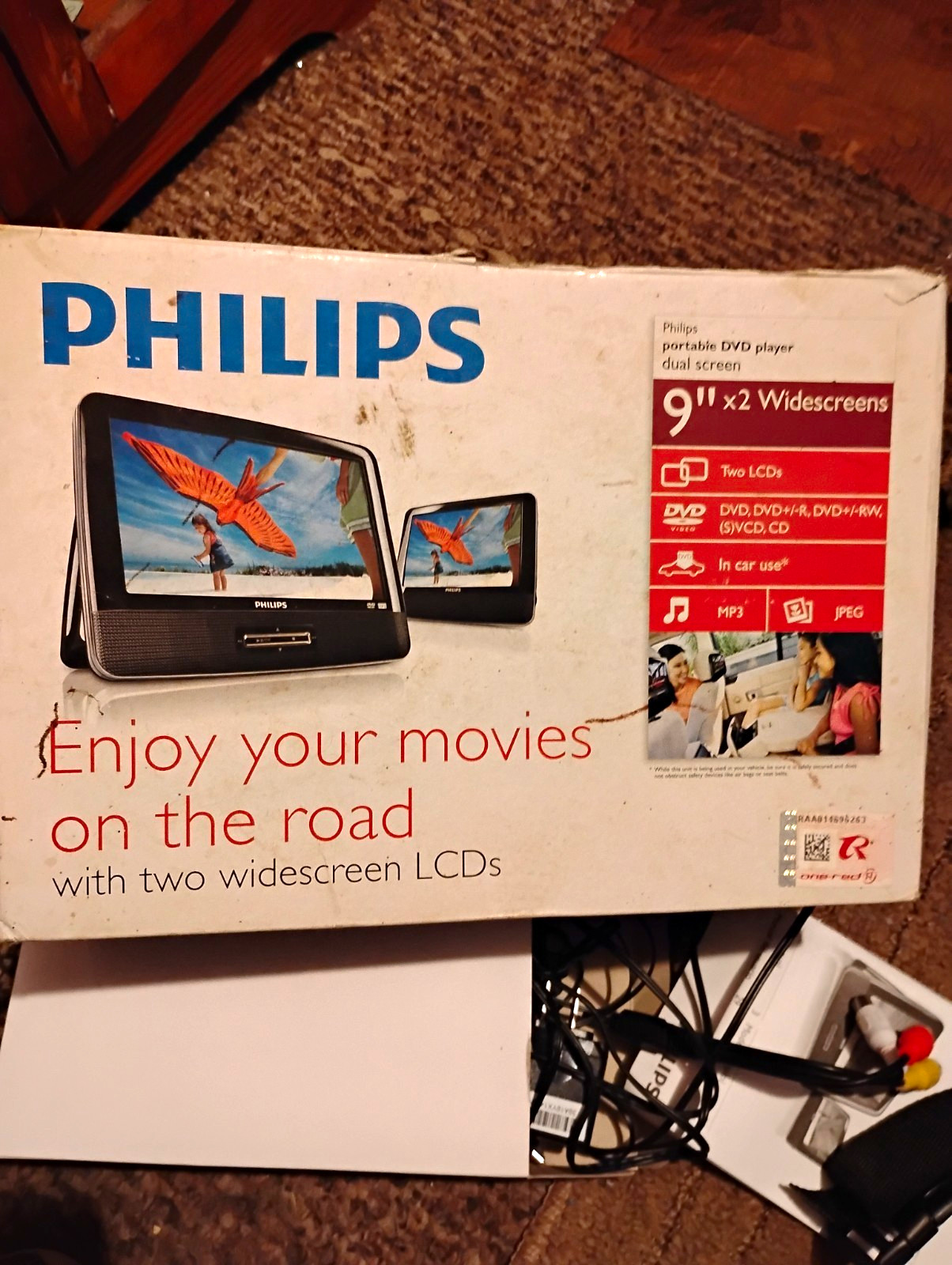 Philips Dual 9in LCD Portable DVD Player, Built-In Speakers, Black, DVD/CD Philips Dual 9in LCD Portable DVD Player, Built-In Speakers, Black, DVD/CD