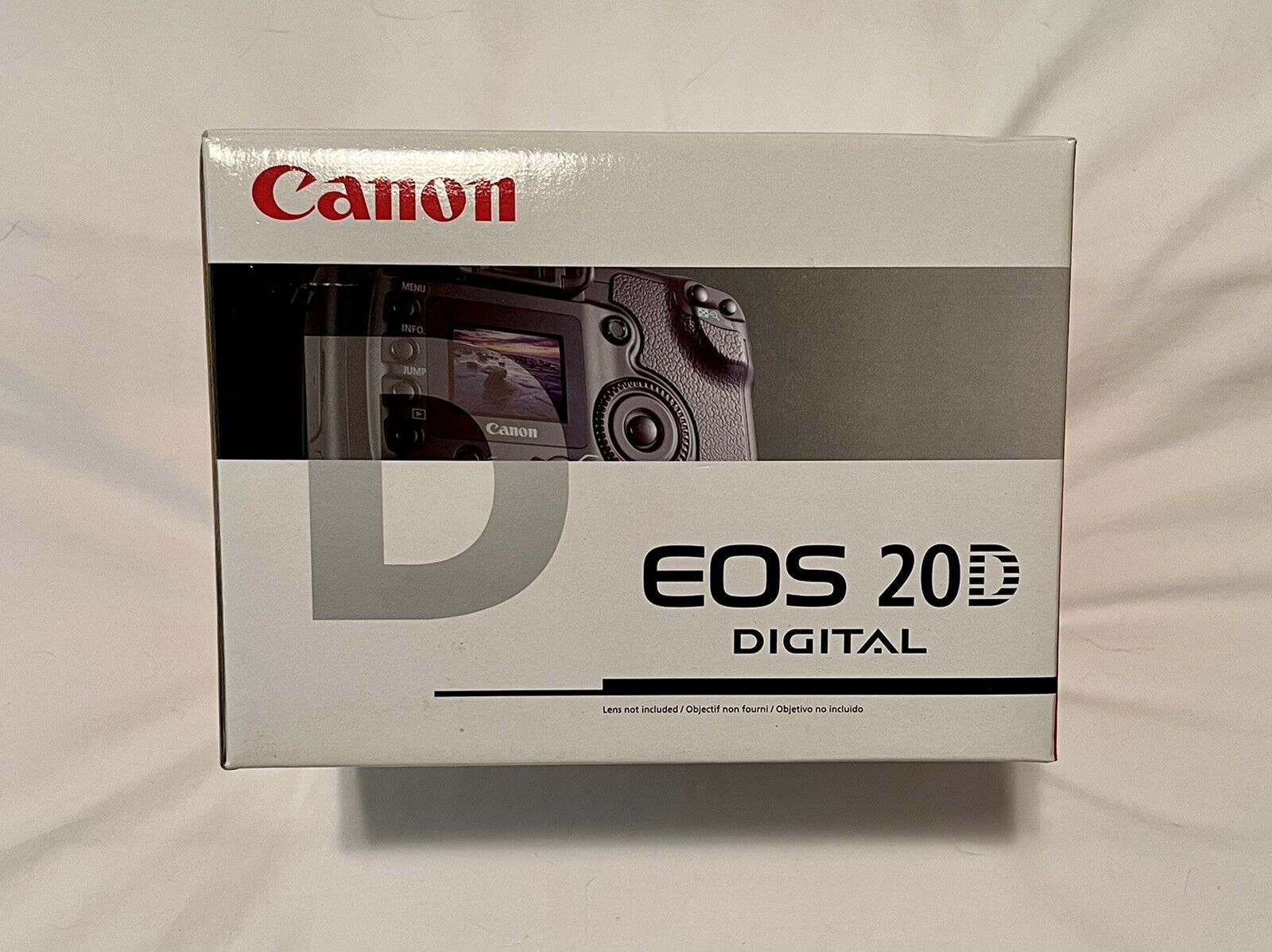 Canon EOS 20D 8.2 MP Digital SLR Camera - Black (Body Only) + Battery Grip