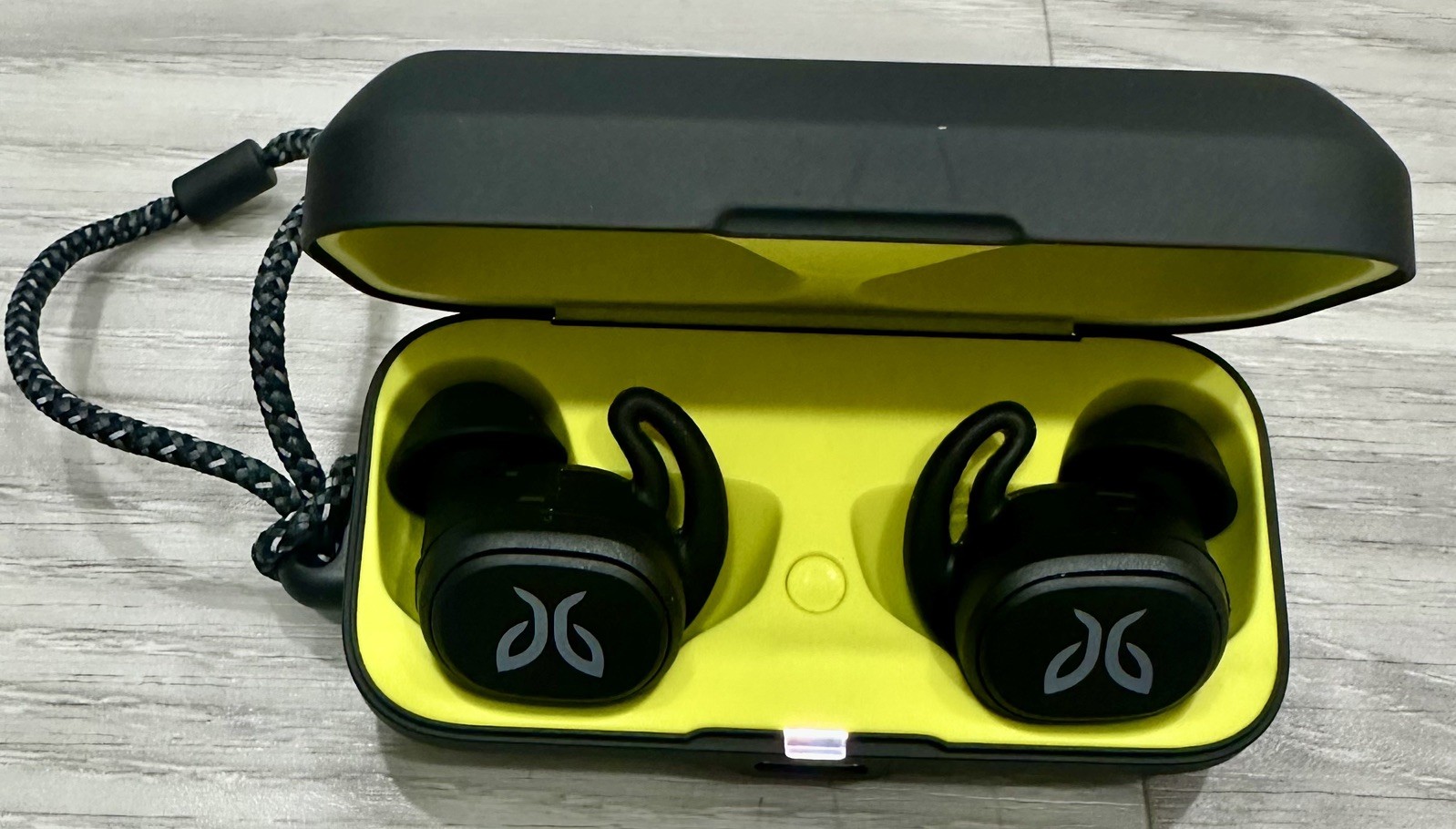 Jaybird  Vista True Wireless In-Ear Headphones (Black)