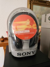 Sony Studio Monitor Series Headphones MDR-V150 NOS picture